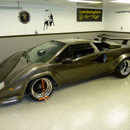 Αυτή η Lamborghini φτιάχτηκε σε ένα υπόγειο!