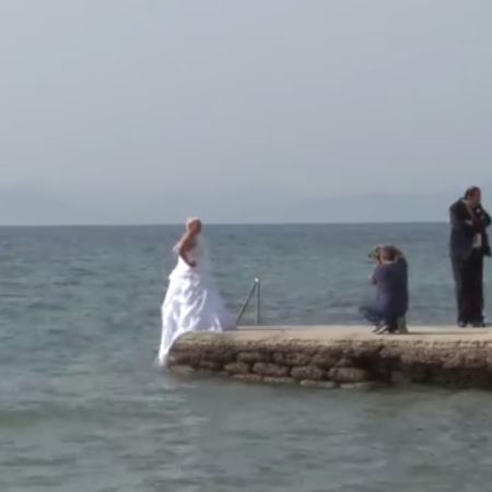 Το πιο ξεκαρδιστικό βίντεο γάμου που έχεις δει (βίντεο)