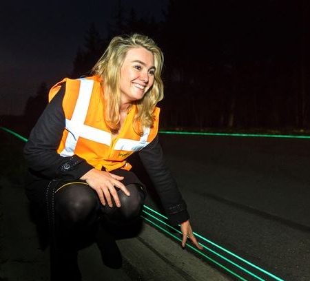 Ολλανδία: Ανοίγει ο πρώτος “φωτεινός” αυτοκινητόδρομος!