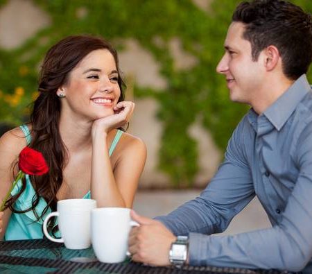 15 Ερωτήσεις για να κάνεις στο πρώτο ραντεβού!