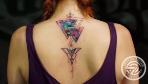geometrika tatouaz plati