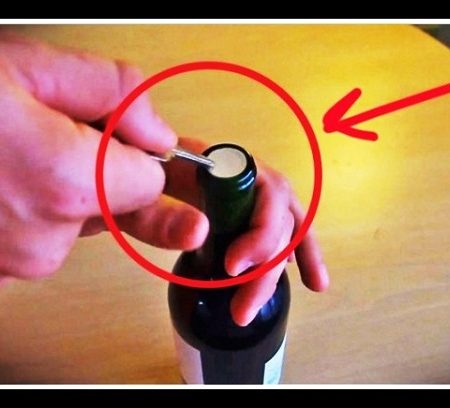 Πως να ανοίξεις ένα μπουκάλι χωρίς τιρμπουσόν!