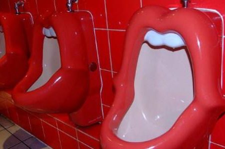 25 παράξενες τουαλέτες που υπάρχουν σ’ όλο τον κόσμο!