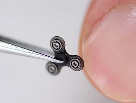 Ιαπωνική εταιρεία έφτιαξε το μικρότερο Fidget spinner!
