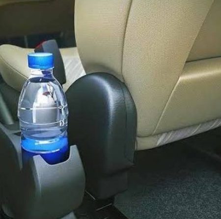 Γιατί απαγορεύεται να αφήνεις ένα μπουκάλι νερό στο αυτοκίνητο!